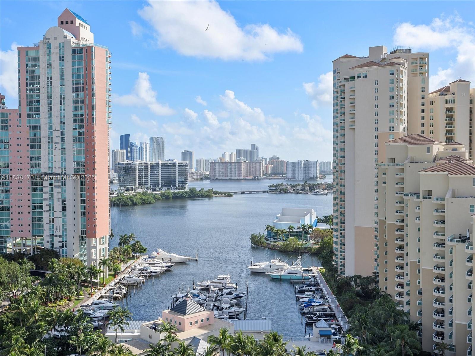 Residential, Aventura, Florida image 30