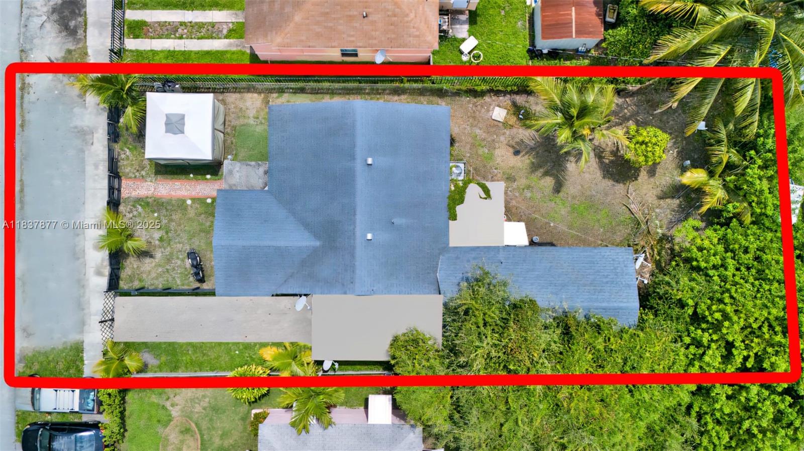 1042 NW 76th St, Miami, Florida image 3
