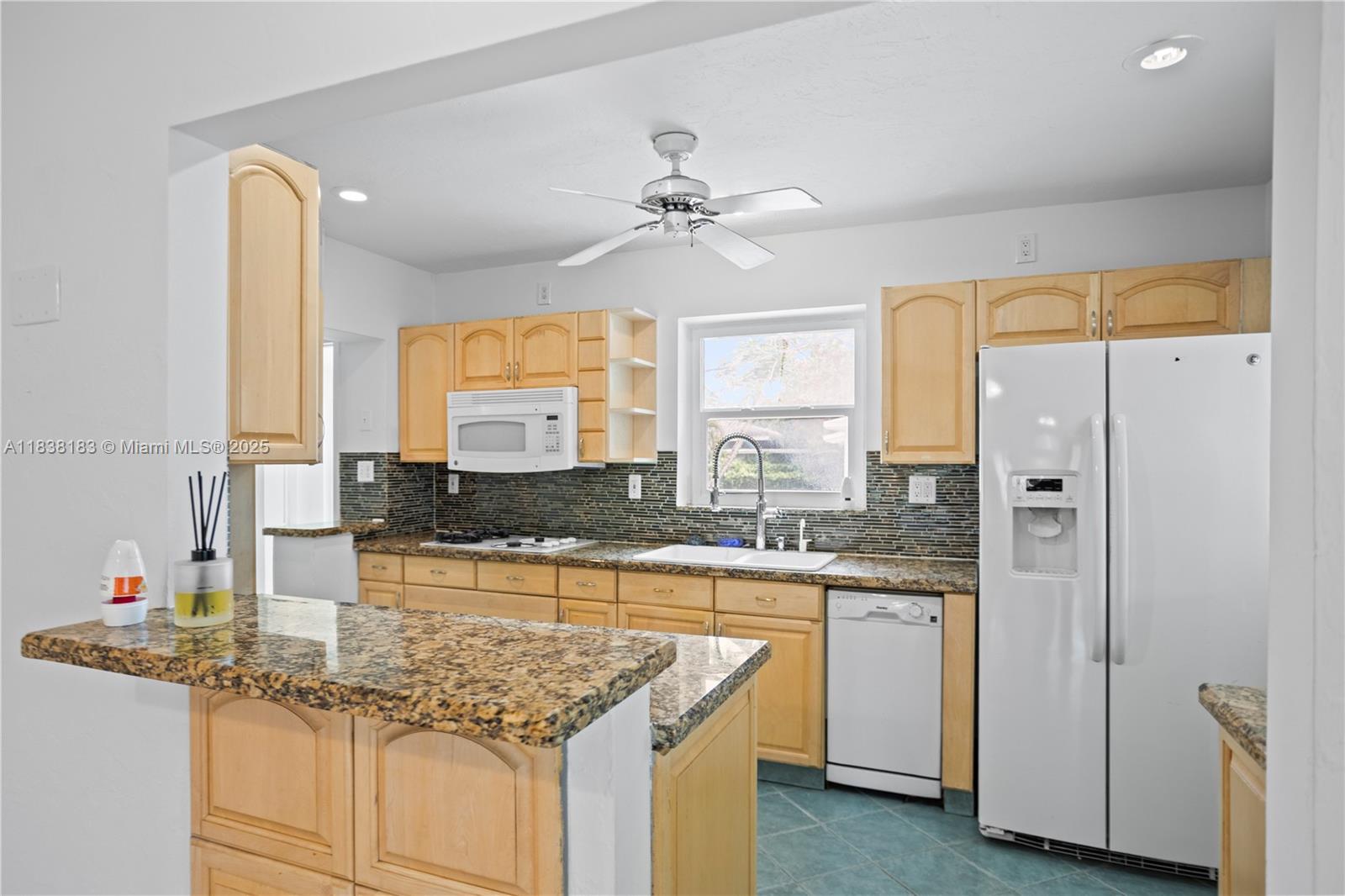 2530 Fillmore St, Hollywood, Florida image 17