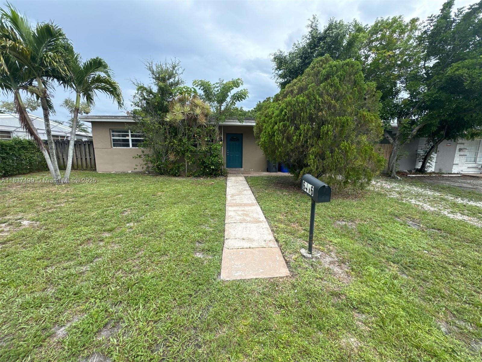 6416 N Grant St, Hollywood, Florida image 1