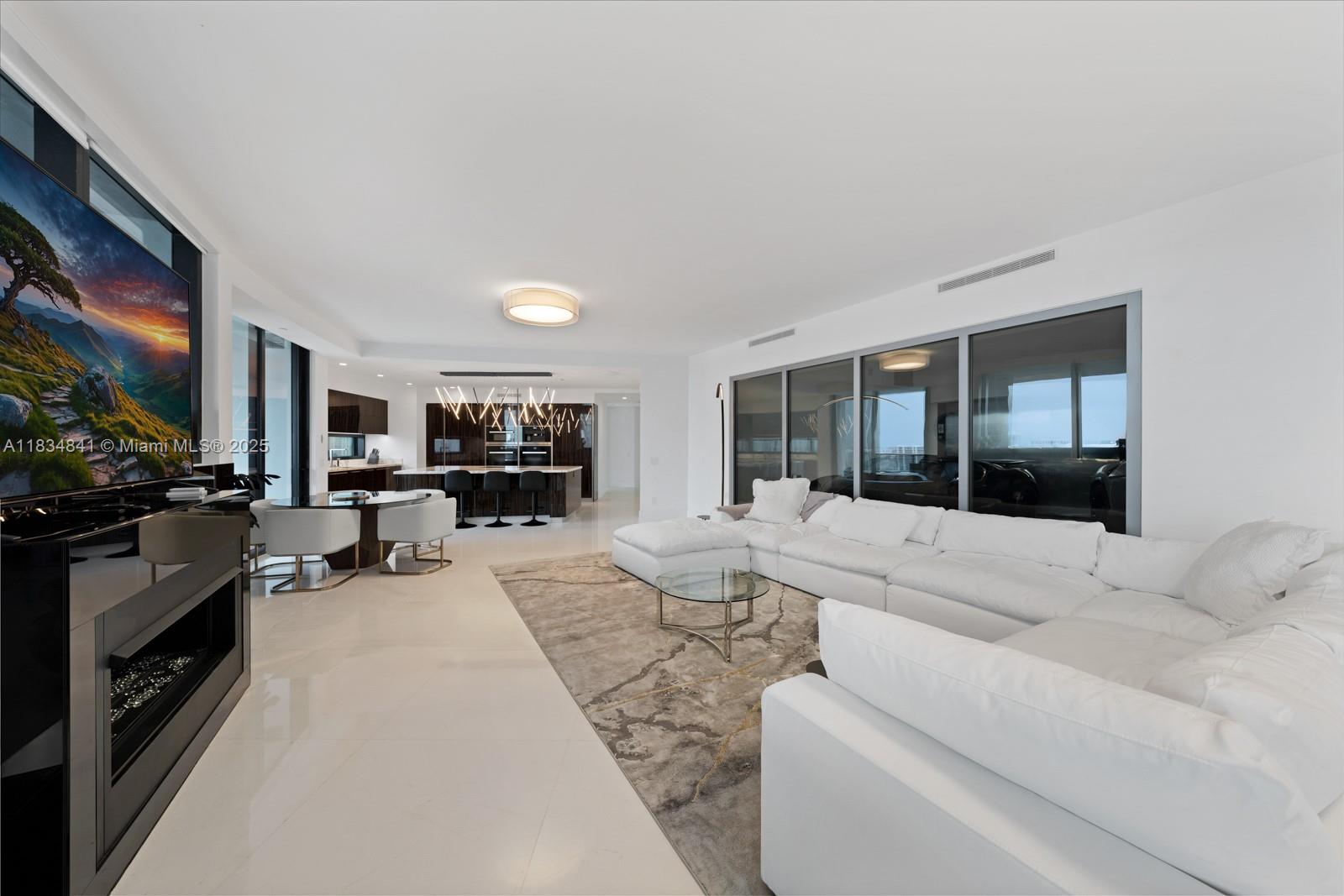 18555 Collins Ave #2003, Sunny Isles Beach, Florida image 3