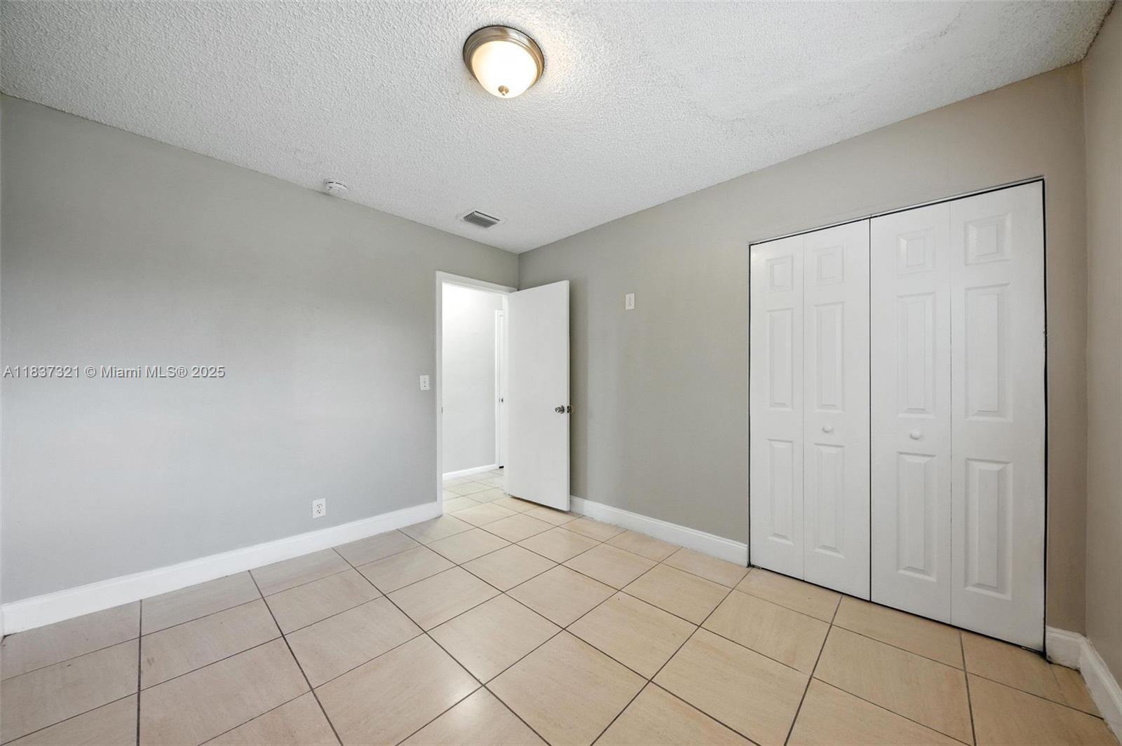 4021 NW 7th Ave, Deerfield Beach, Florida image 10
