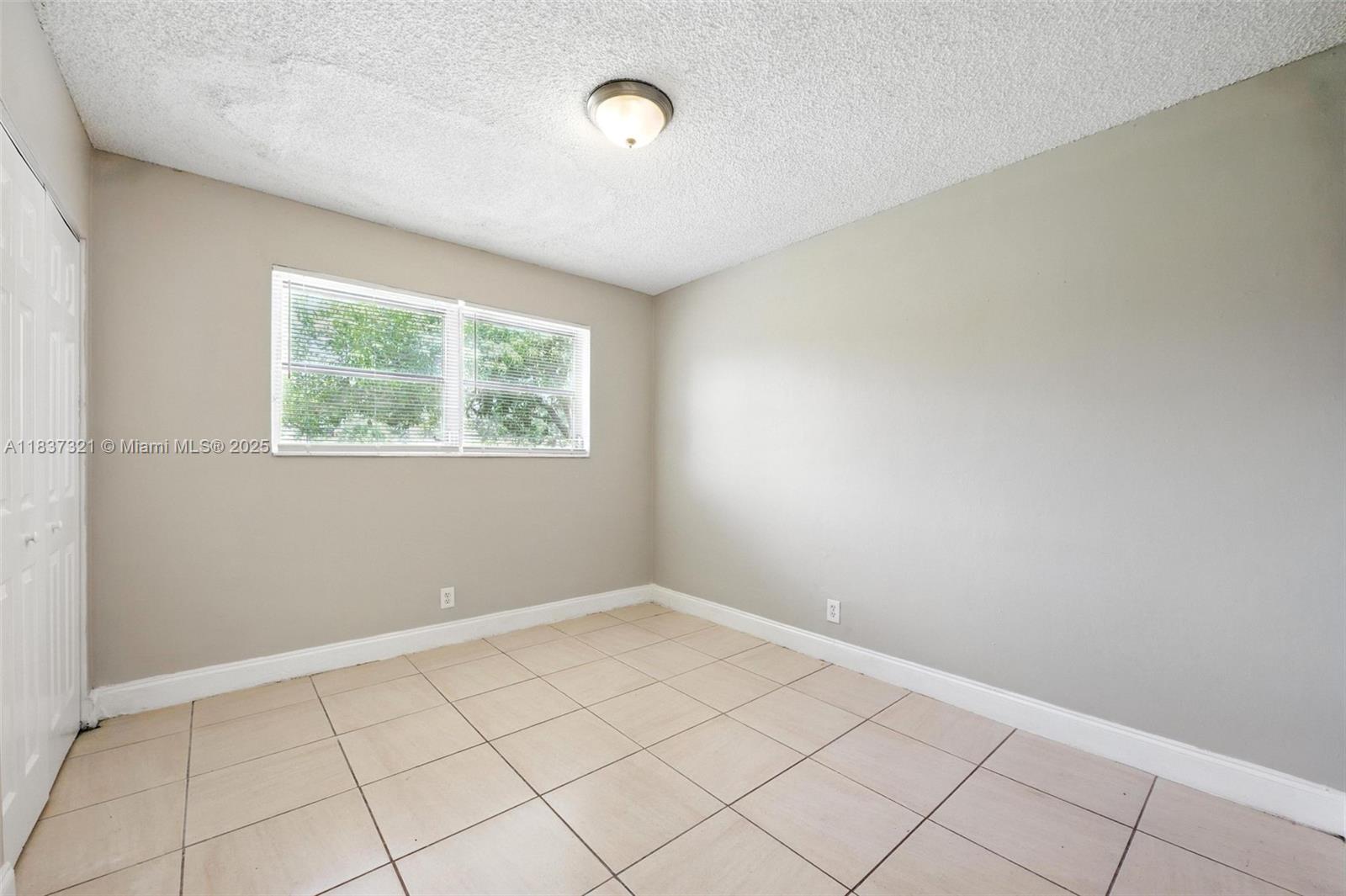 4021 NW 7th Ave, Deerfield Beach, Florida image 20