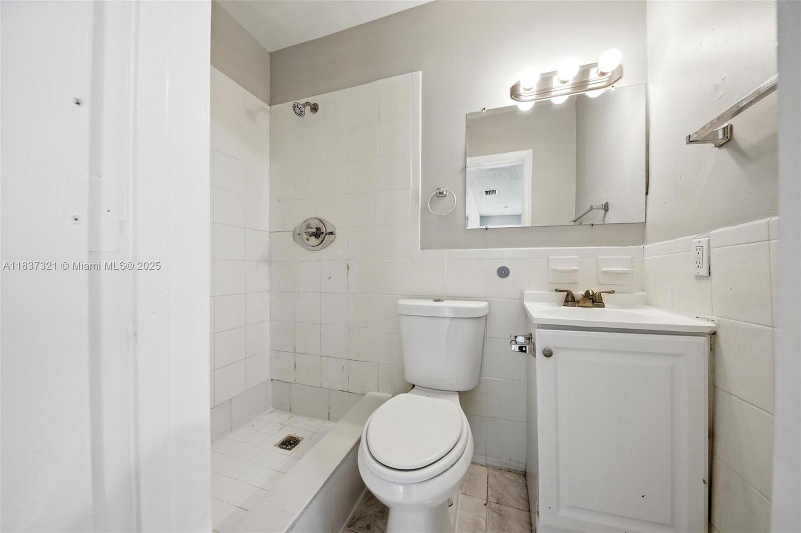 4021 NW 7th Ave, Deerfield Beach, Florida image 25