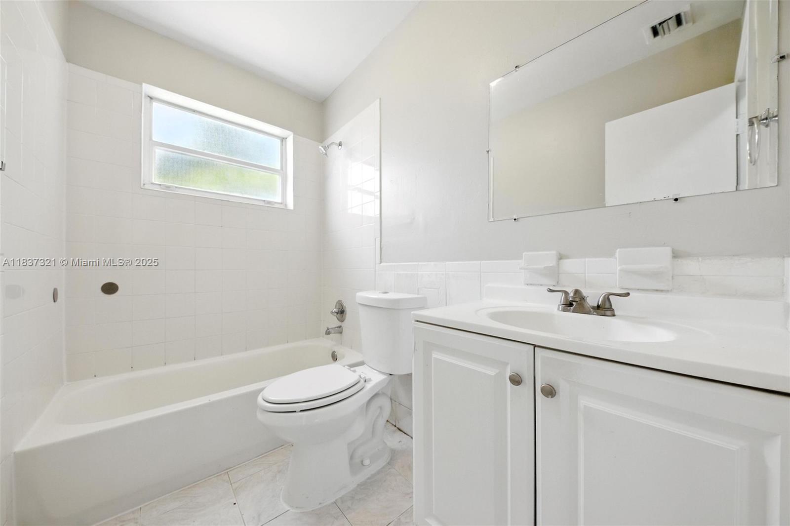 4021 NW 7th Ave, Deerfield Beach, Florida image 26