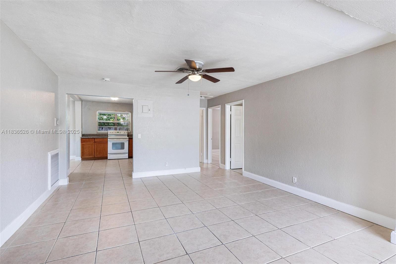 5456 NW 1st Ave, Oakland Park, Florida image 13