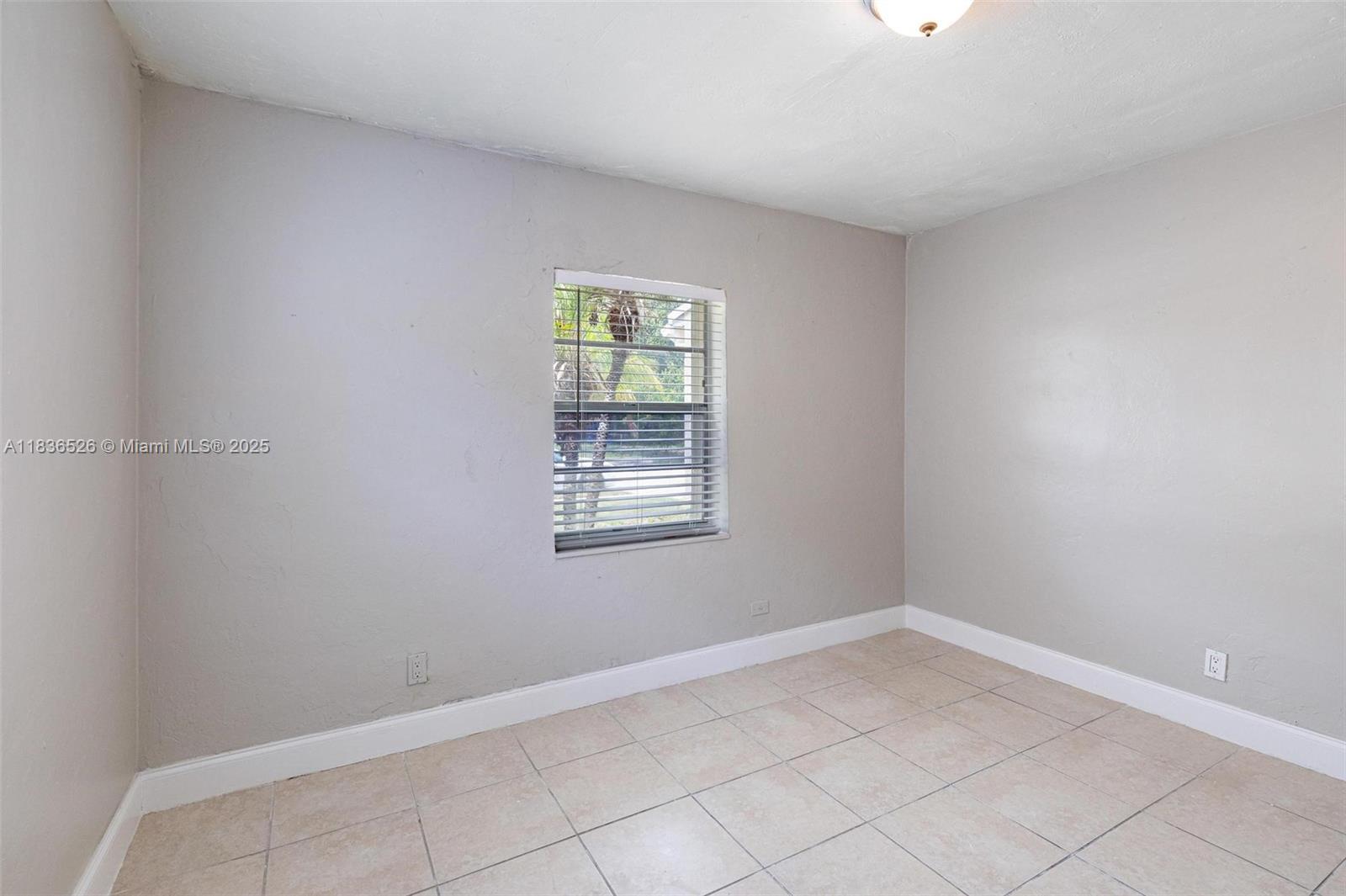 5456 NW 1st Ave, Oakland Park, Florida image 20