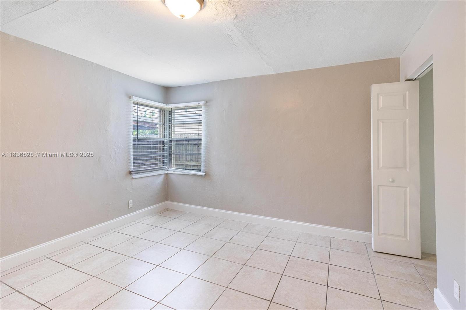 5456 NW 1st Ave, Oakland Park, Florida image 21