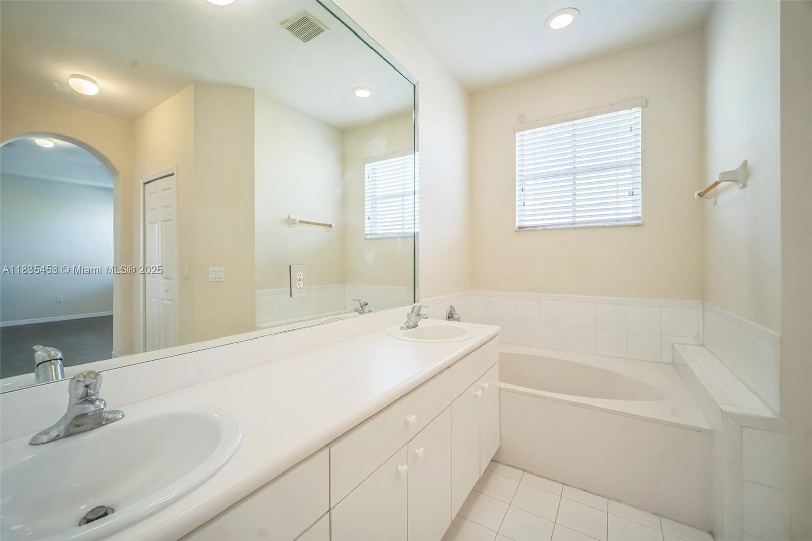 24124 SW 107th Ct, Homestead, Florida image 22