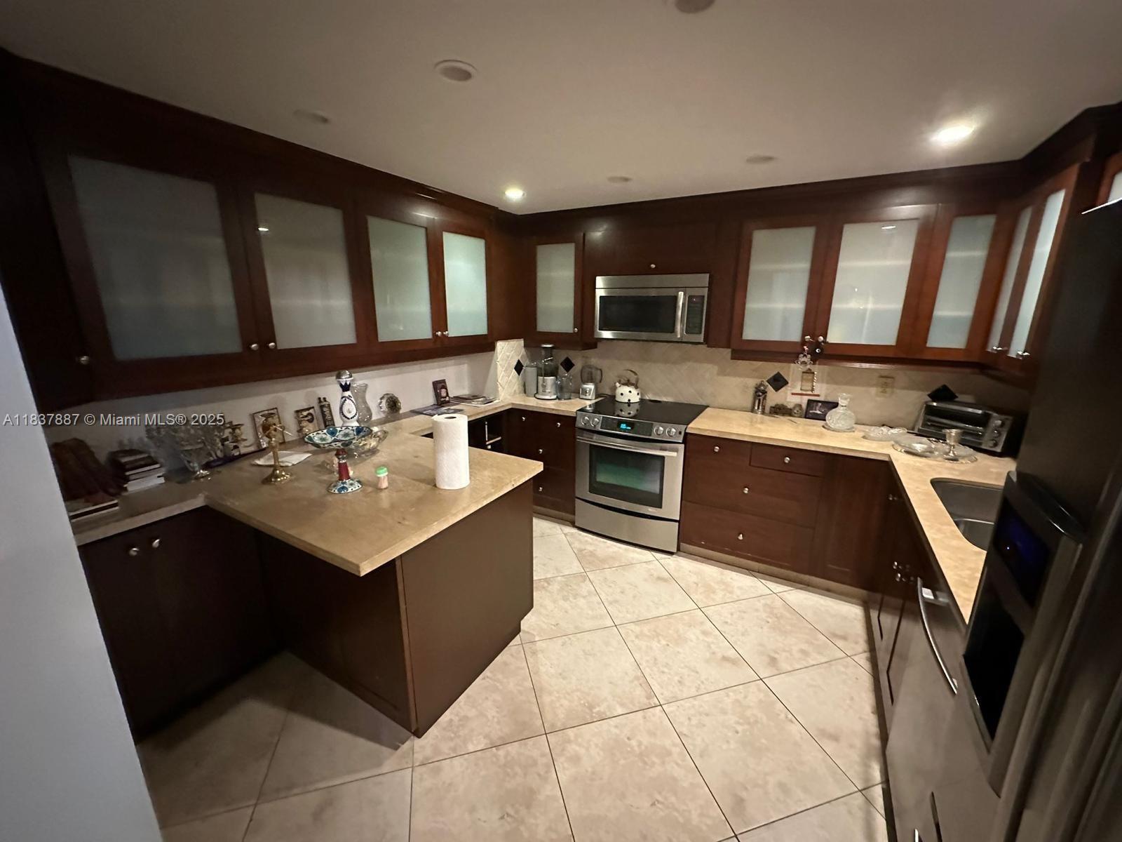 Property photo # 2