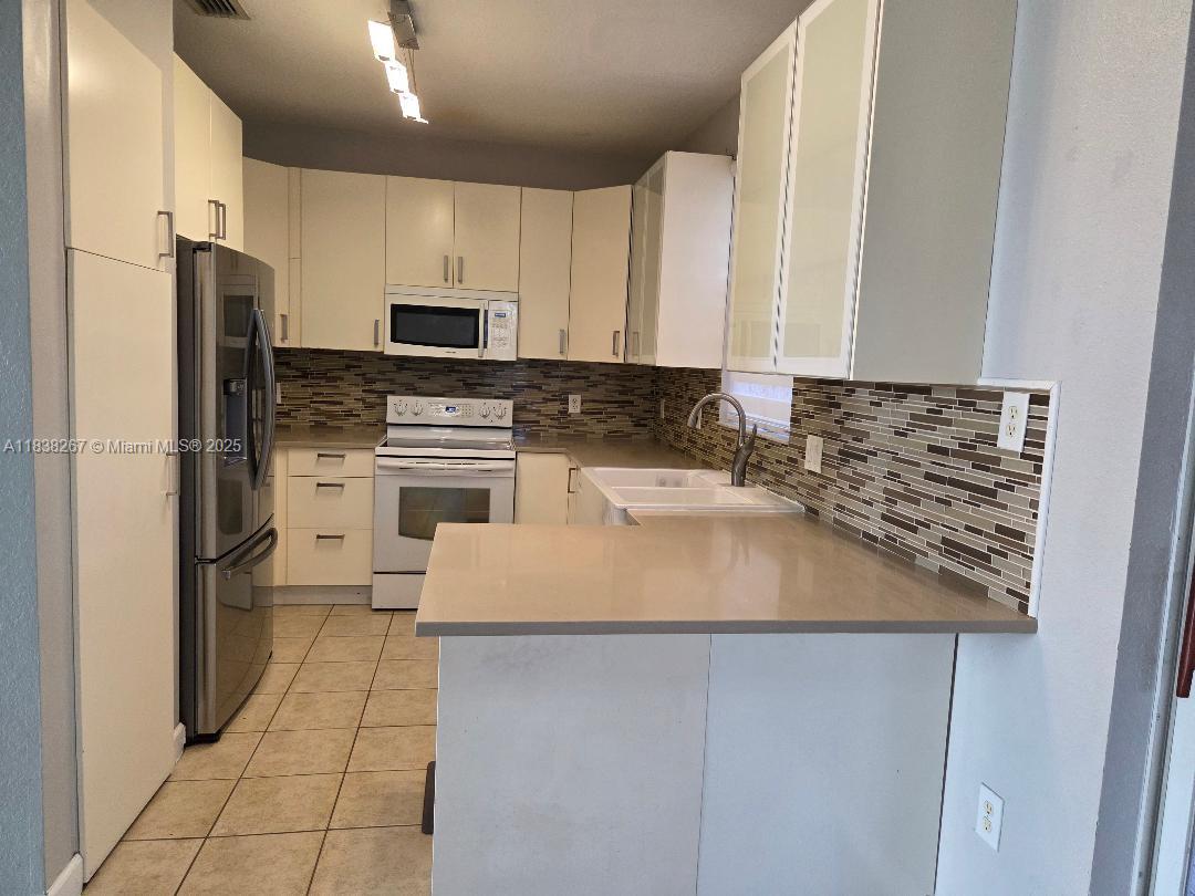 Property photo # 7