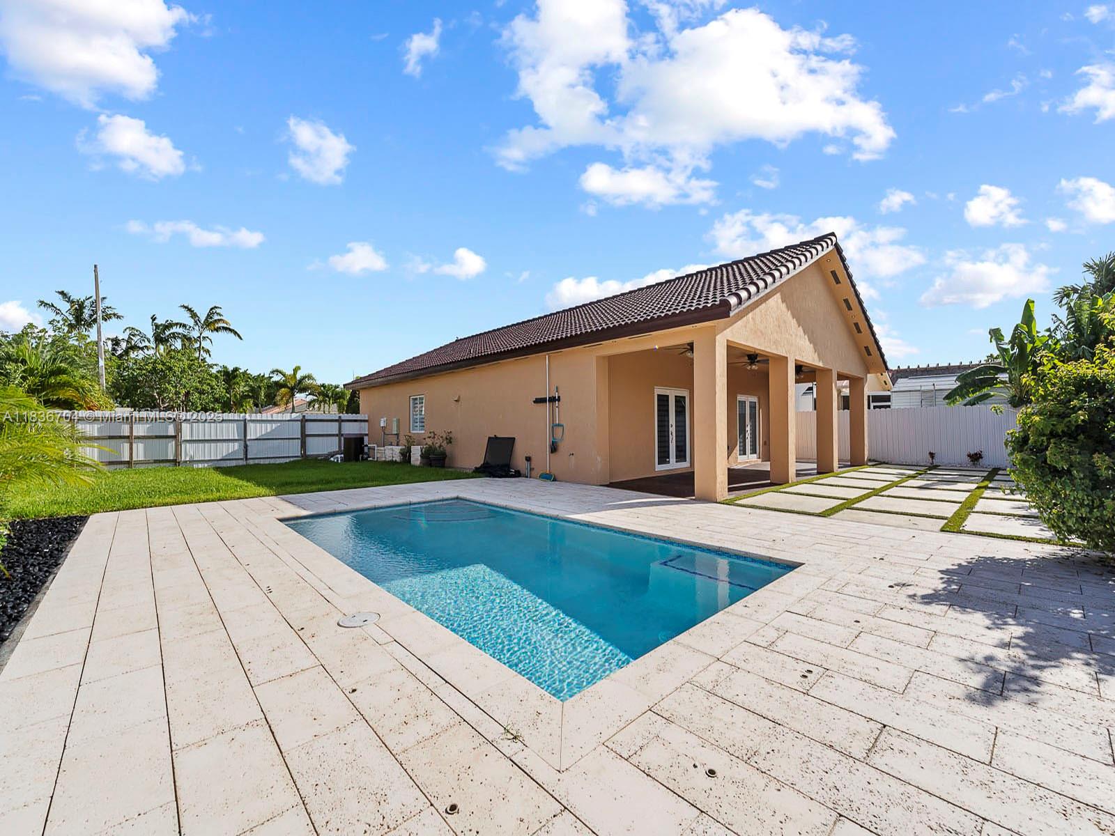 1405 SE 7th St, Homestead, Florida image 16
