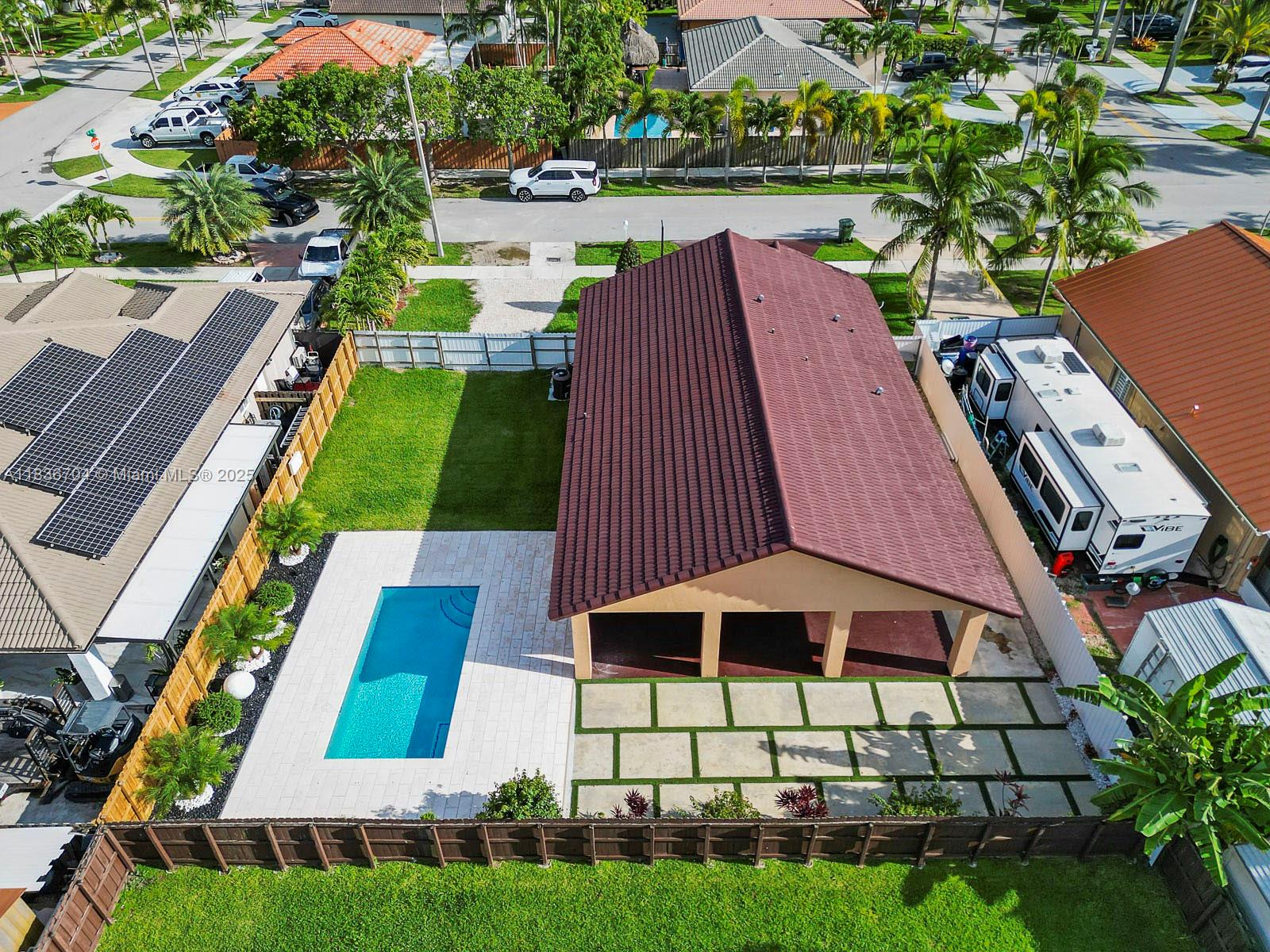 1405 SE 7th St, Homestead, Florida image 4