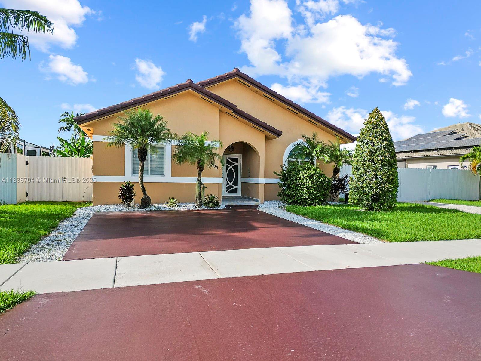 1405 SE 7th St, Homestead, Florida image 6