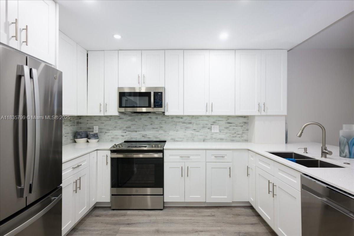 1200 SW 12th St #214, Fort Lauderdale, Florida image 5