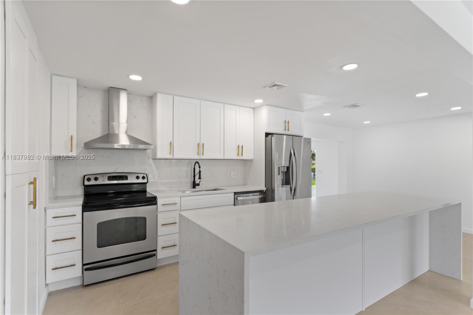 1710 SW 1st Ave, Pompano Beach, Florida image 8
