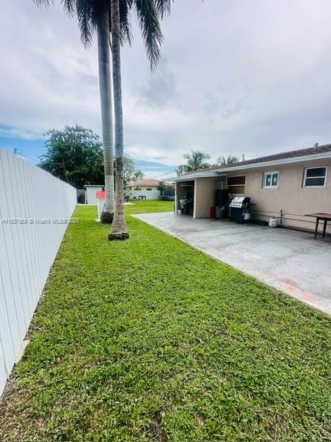 827 SW 3rd St, Florida City, Florida image 3