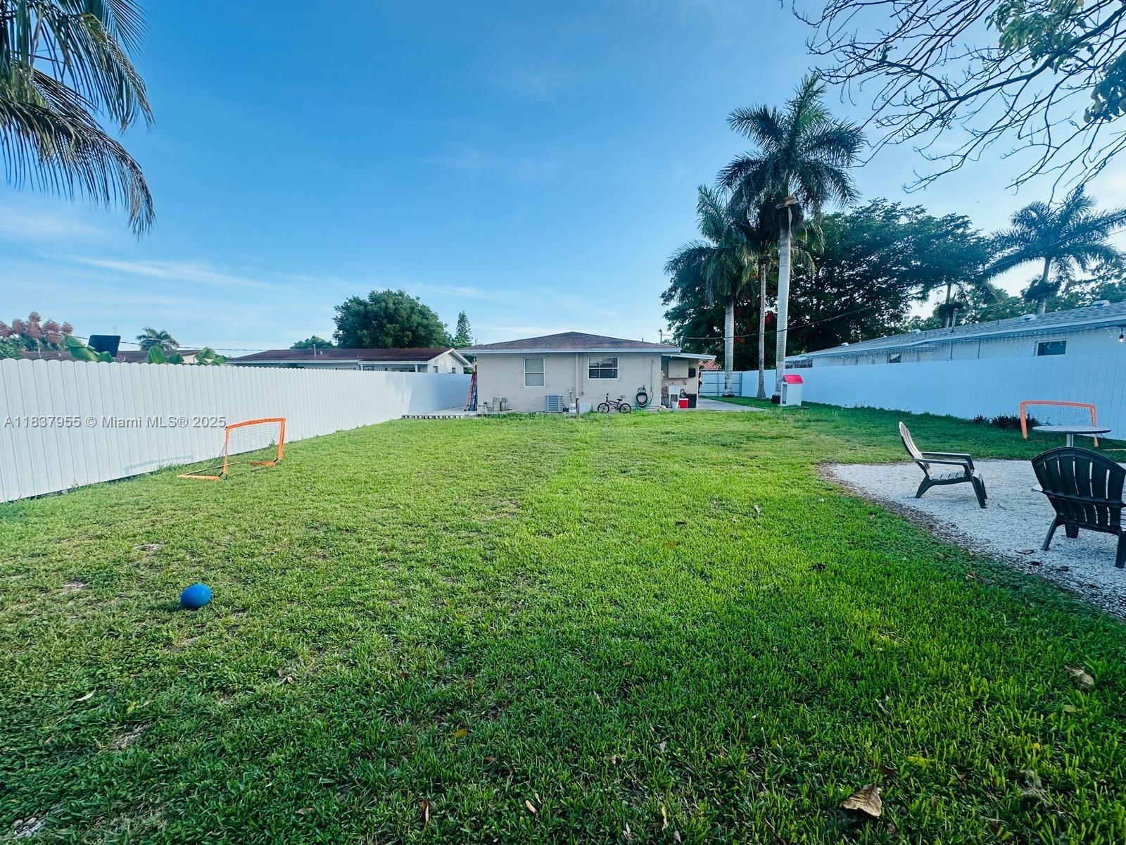 Residential, Florida City, Florida image 5