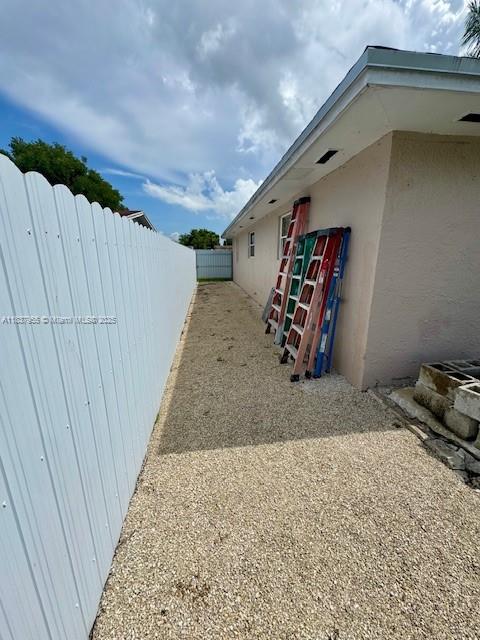 827 SW 3rd St, Florida City, Florida image 5