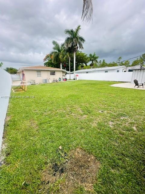 827 SW 3rd St, Florida City, Florida image 9
