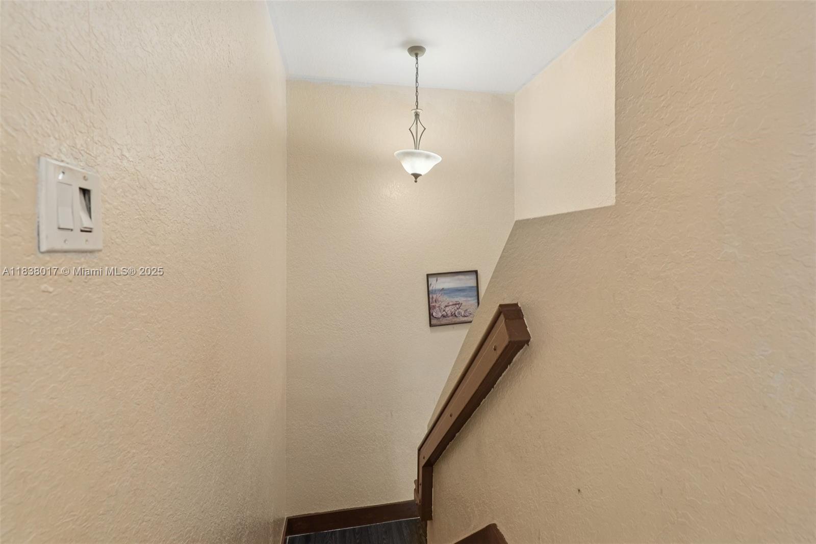 620 SW 7th Ter, Florida City, Florida image 16