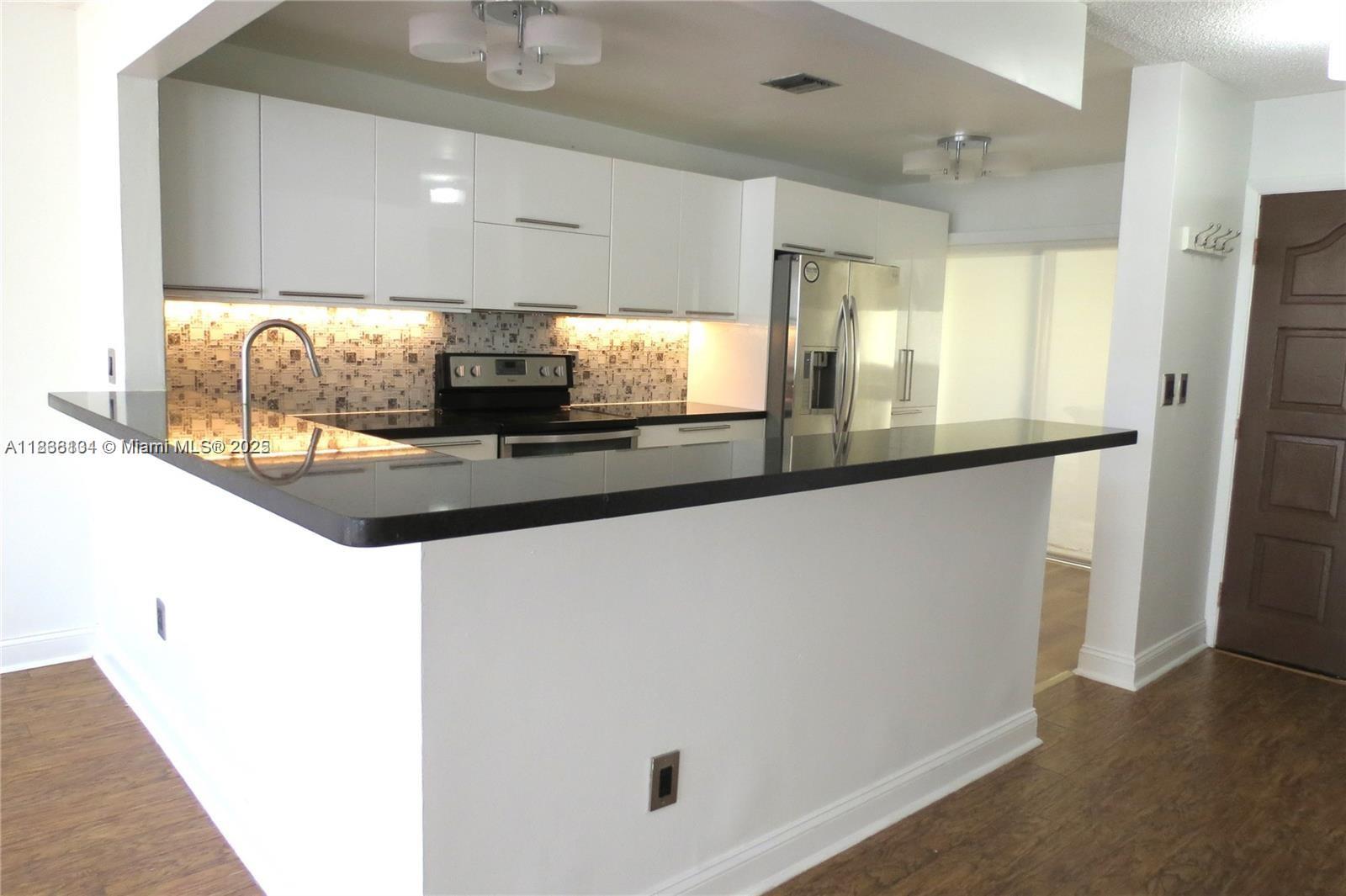 9931 Costa Del Sol Blvd #F-107, Doral, Florida image 11