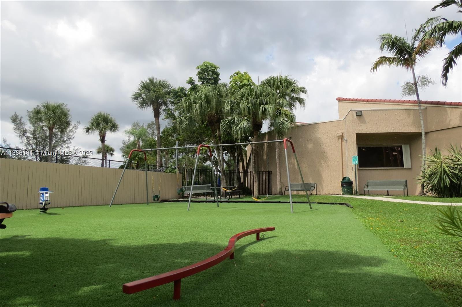 9931 Costa Del Sol Blvd #F-107, Doral, Florida image 26