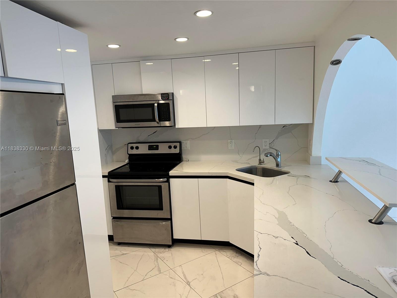 1801 S Ocean Dr #234, Hallandale Beach, Florida image 4