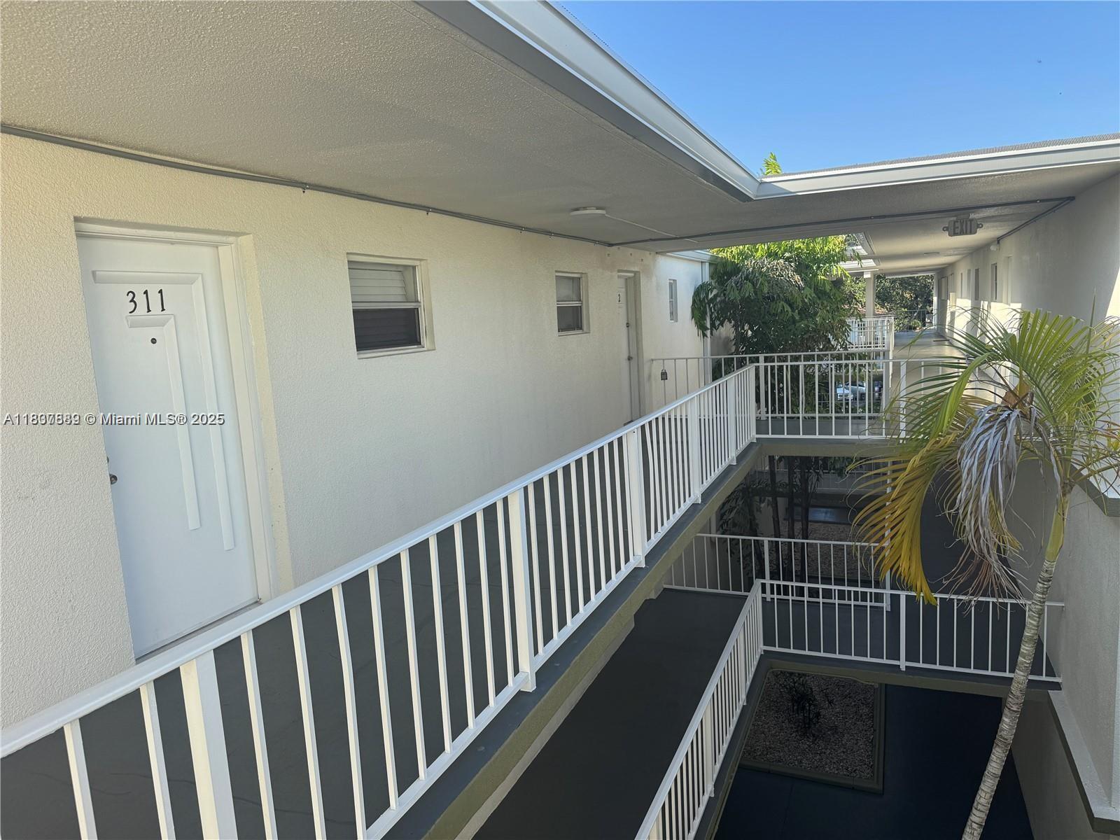 4235 N University Dr #312, Sunrise, Florida image 13