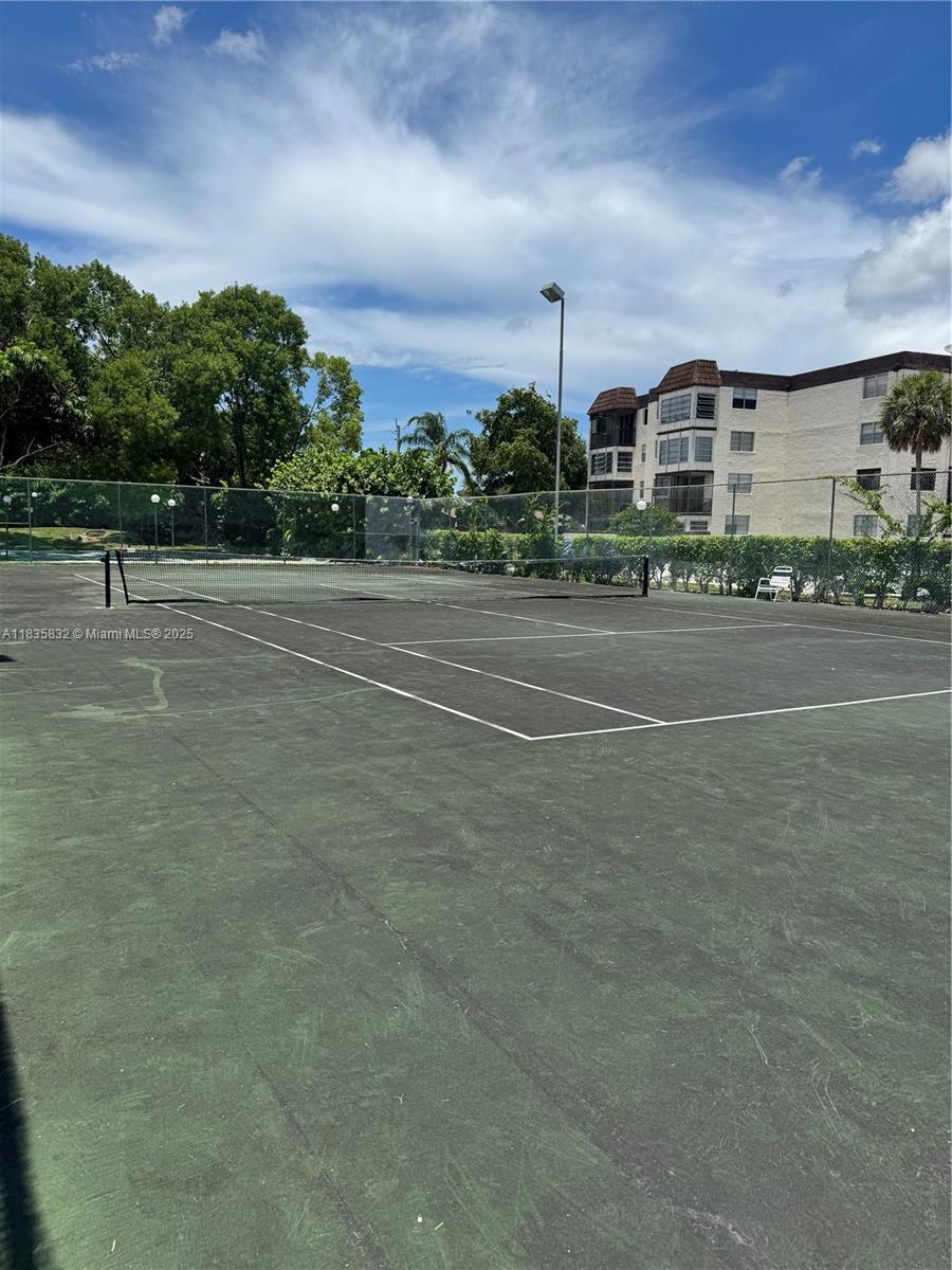 7480 NW 17th St #103, Plantation, Florida image 25