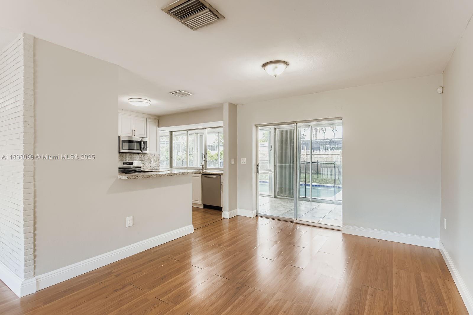 7904 Alhambra Blvd, Miramar, Florida image 12