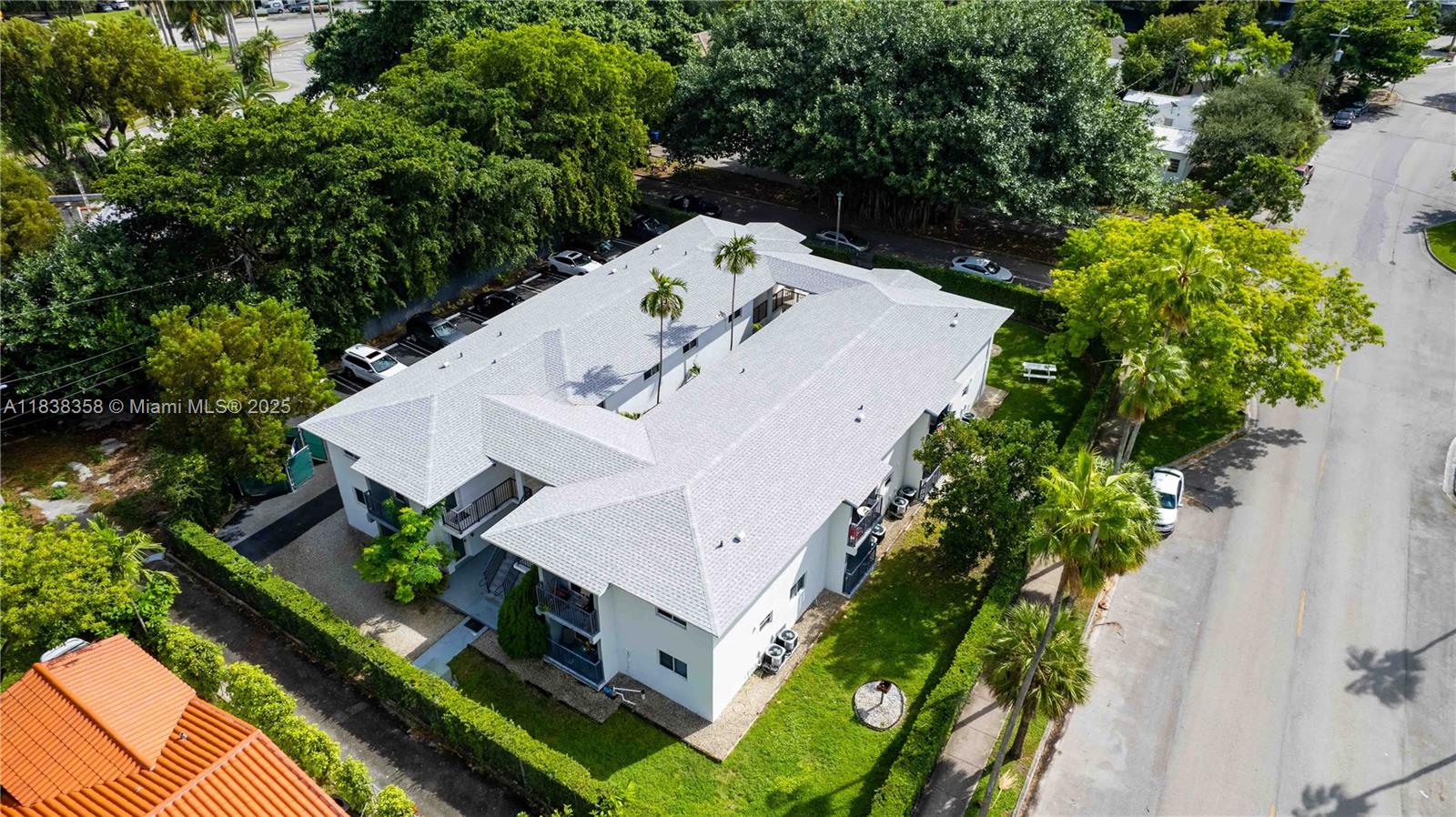 Property photo # 0