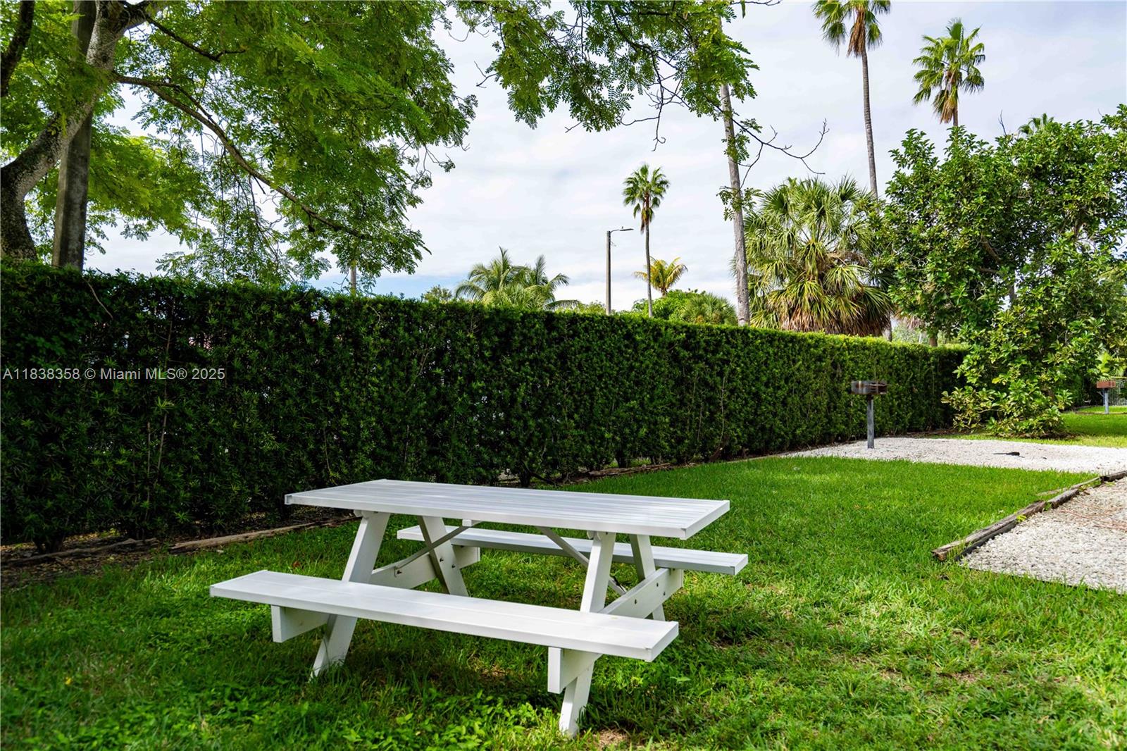 Property photo # 4