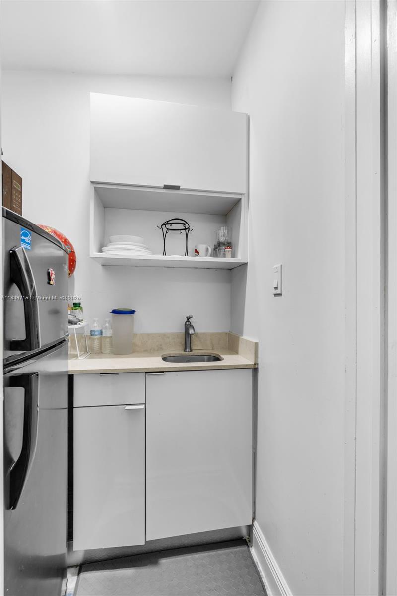 8241 NW 182nd St, Hialeah, Florida image 26
