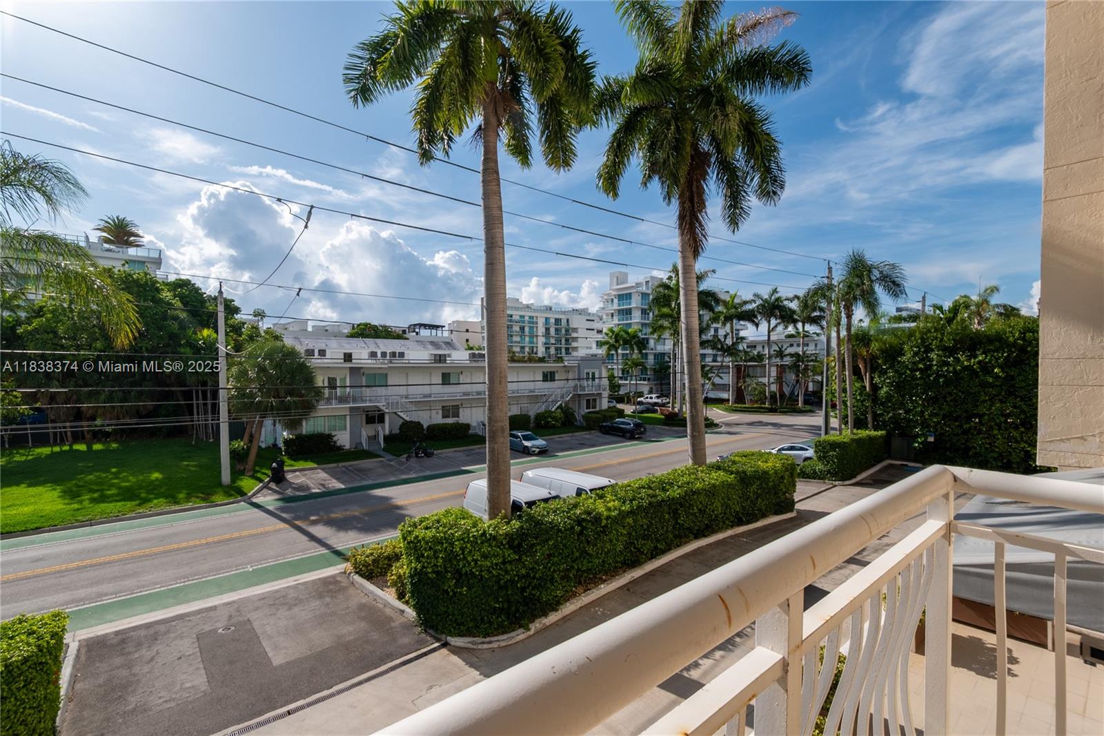 10140 W Bay Harbor Dr #201A, Bay Harbor Islands, Florida image 14
