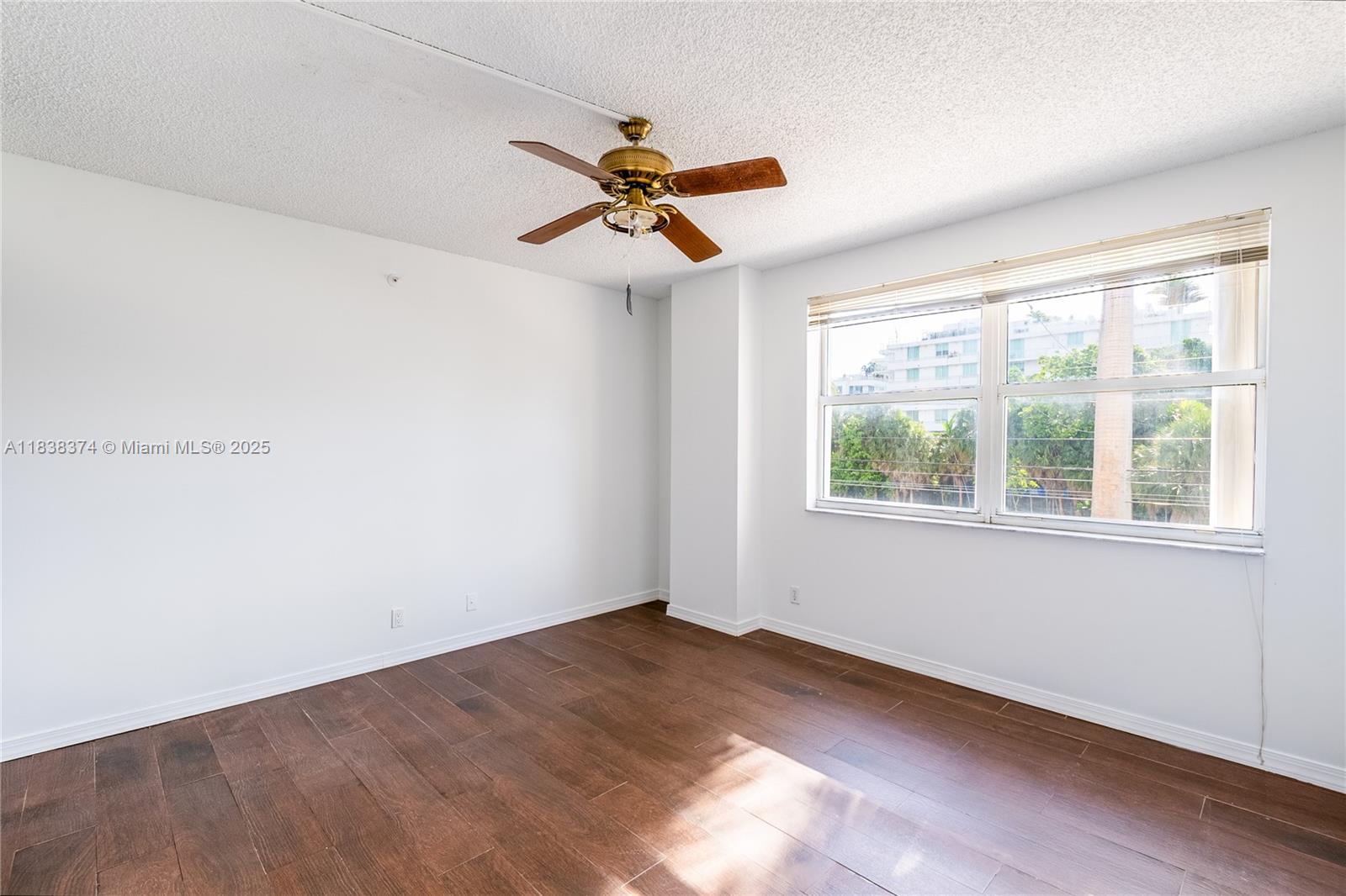 10140 W Bay Harbor Dr #201A, Bay Harbor Islands, Florida image 7