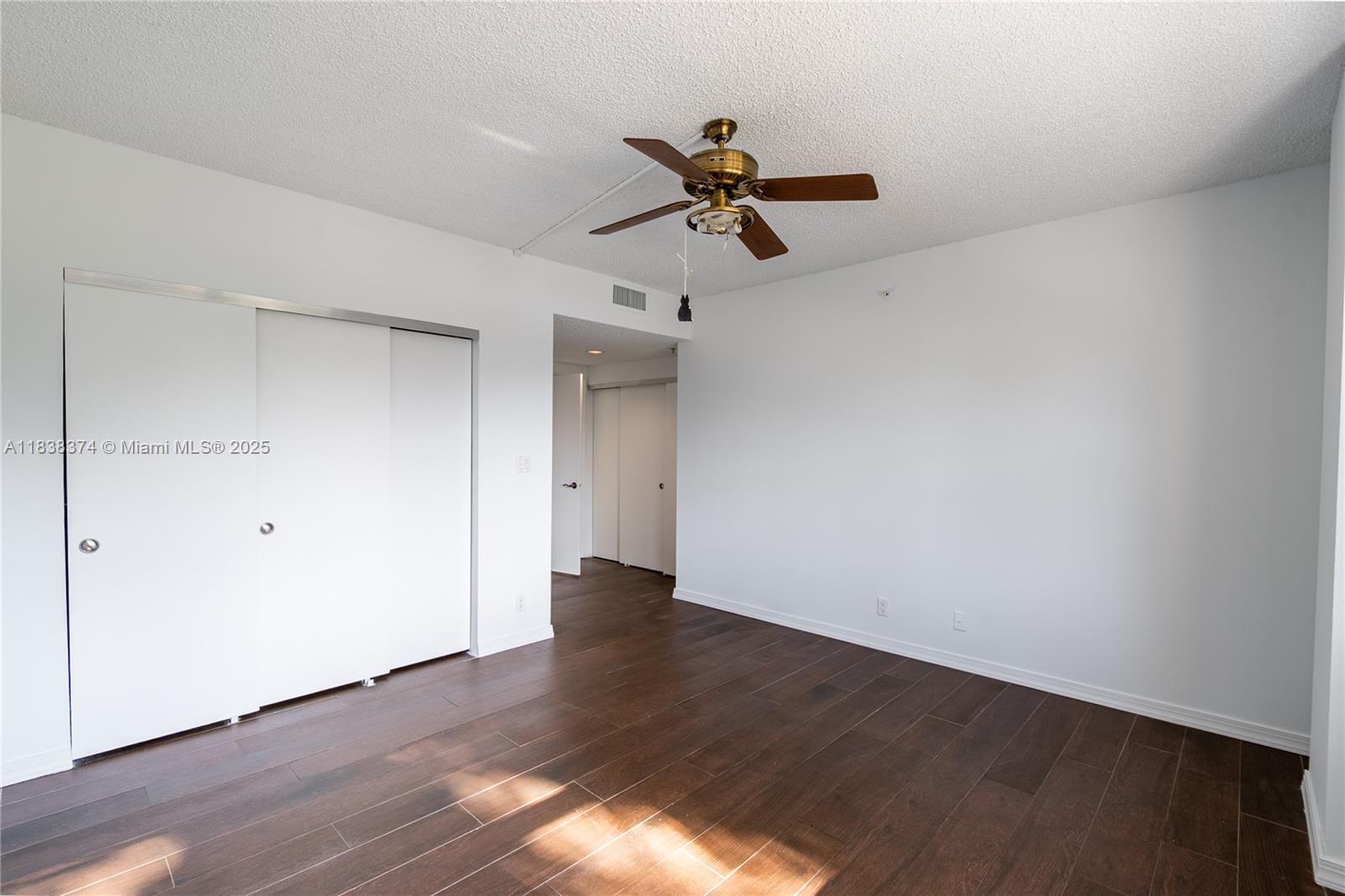 10140 W Bay Harbor Dr #201A, Bay Harbor Islands, Florida image 8