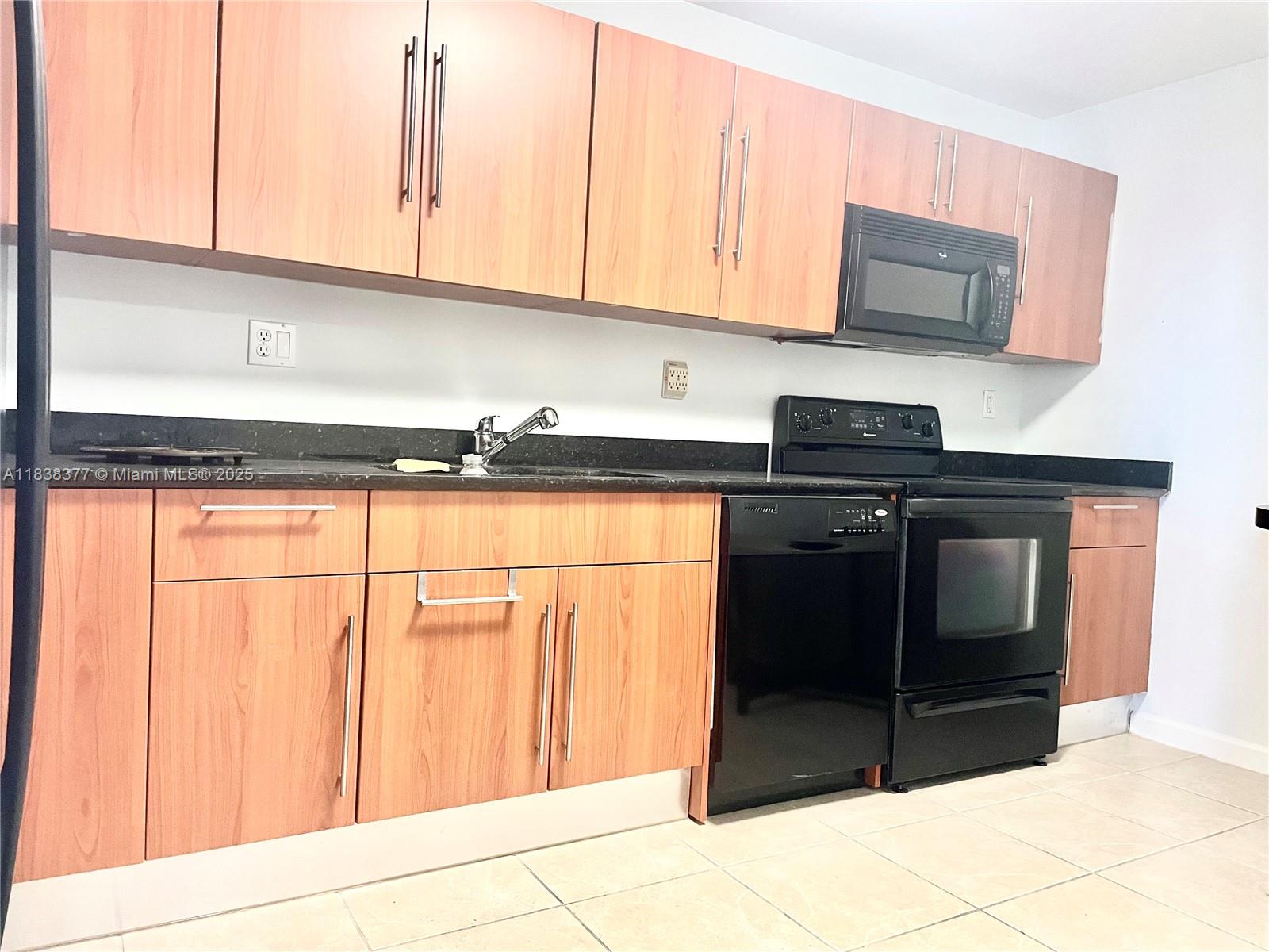 Property photo # 6