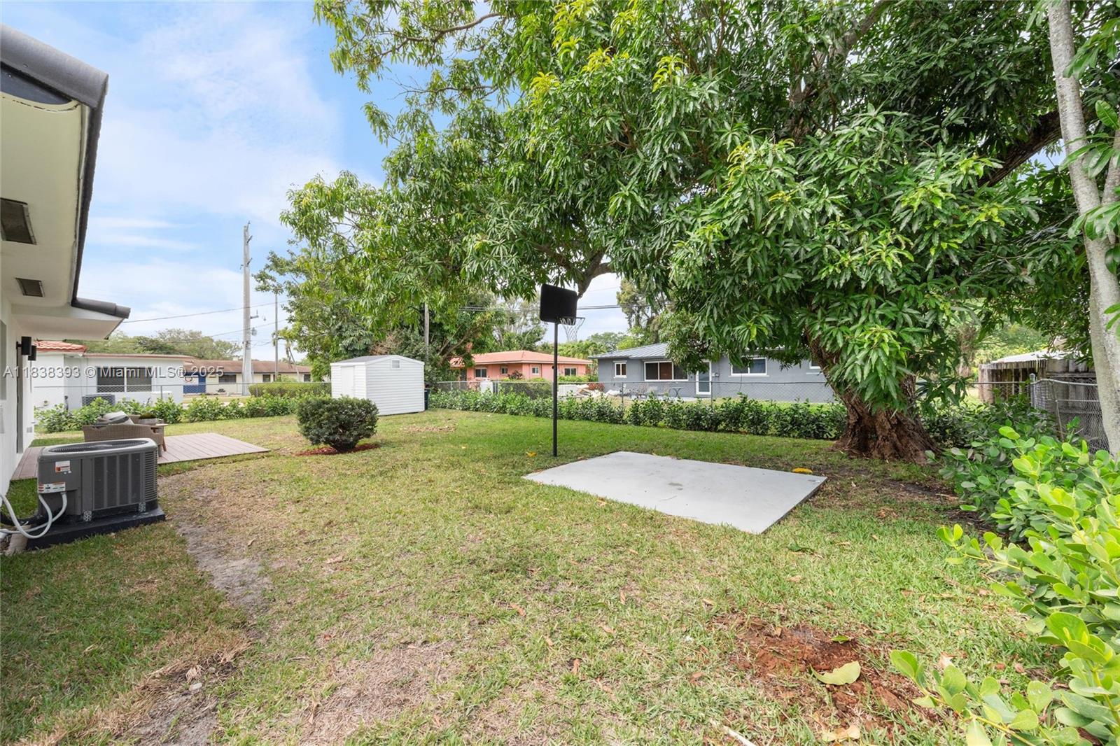 475 NW 87th St, El Portal, Florida image 20