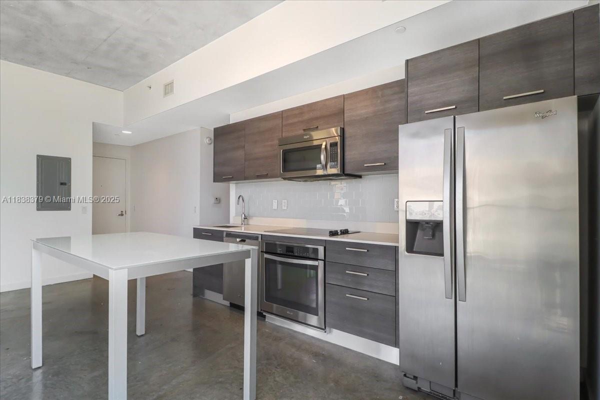 Property photo # 4