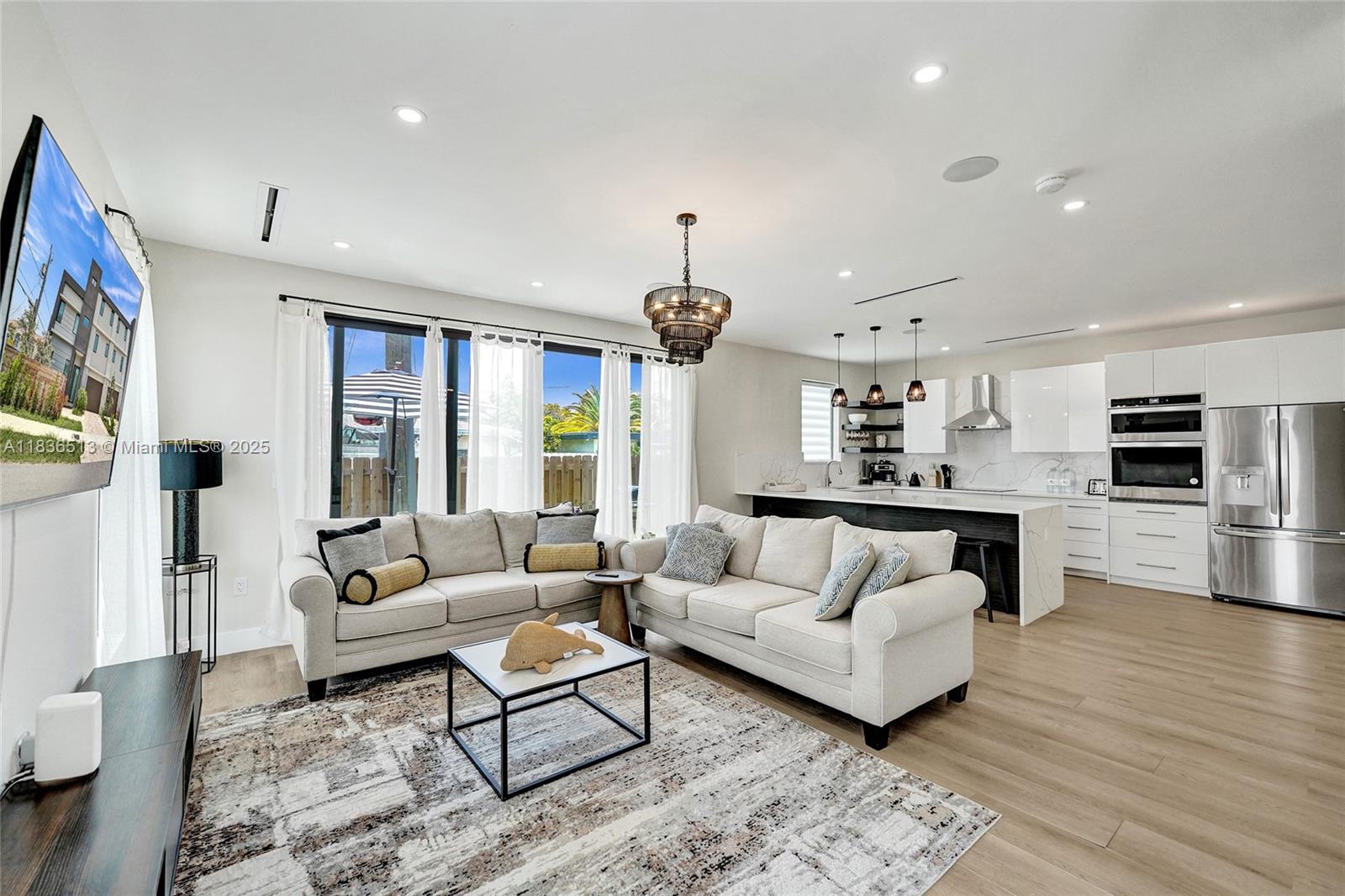 1617 NE 11th St #1, Fort Lauderdale, Florida image 1