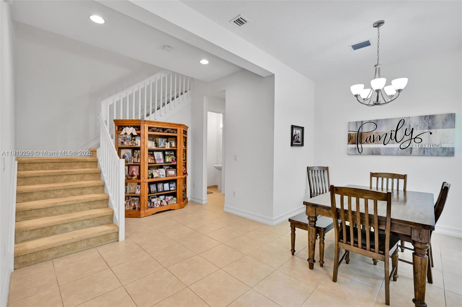 122 SW 127th Ter, Plantation, Florida image 15