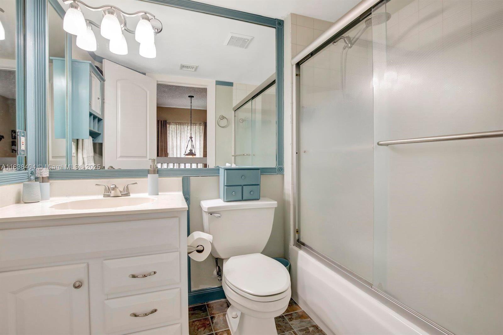 9715 NW 23rd Ct, Pembroke Pines, Florida image 15