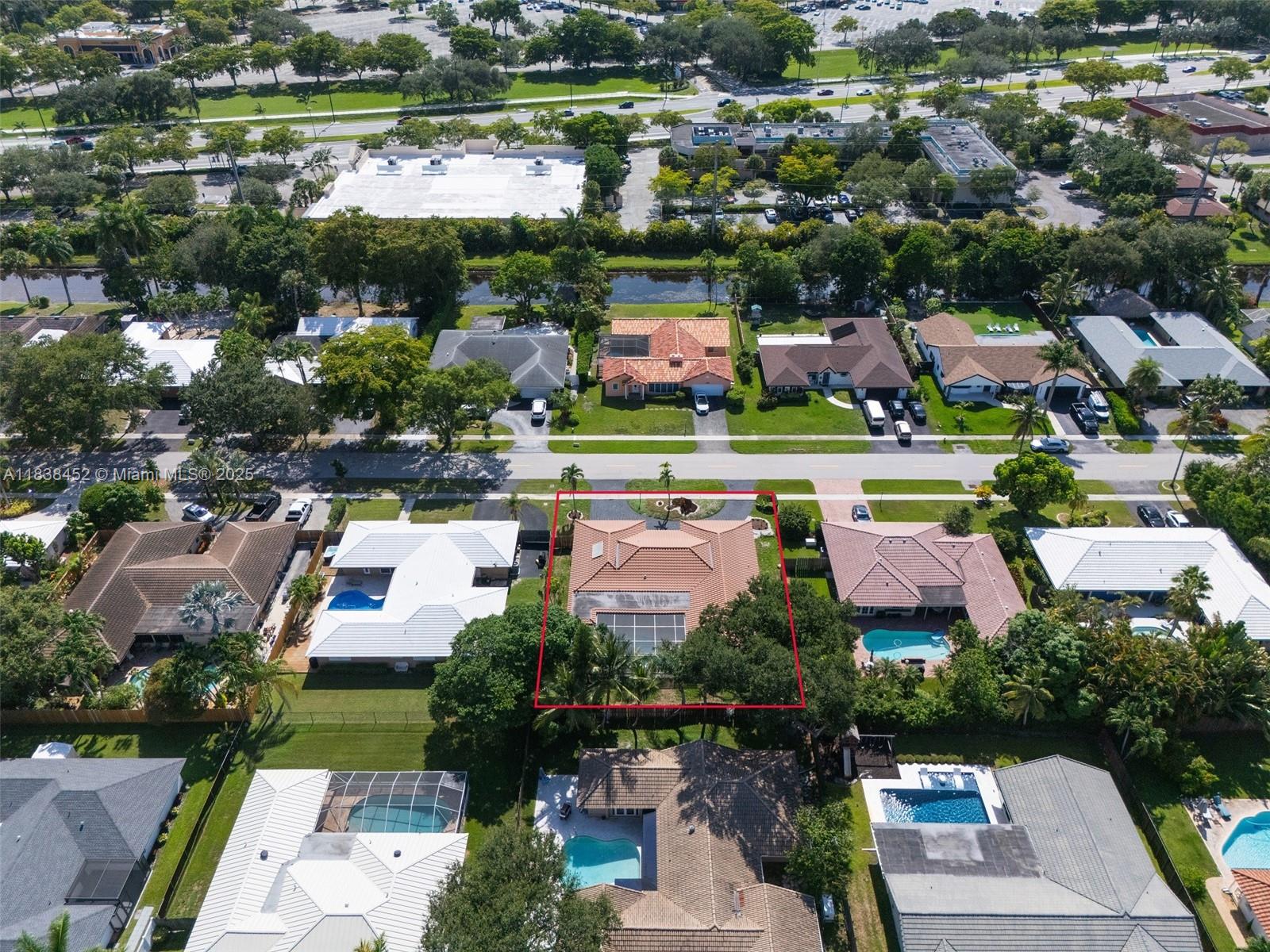 220 SW 75th Ter, Plantation, Florida image 40