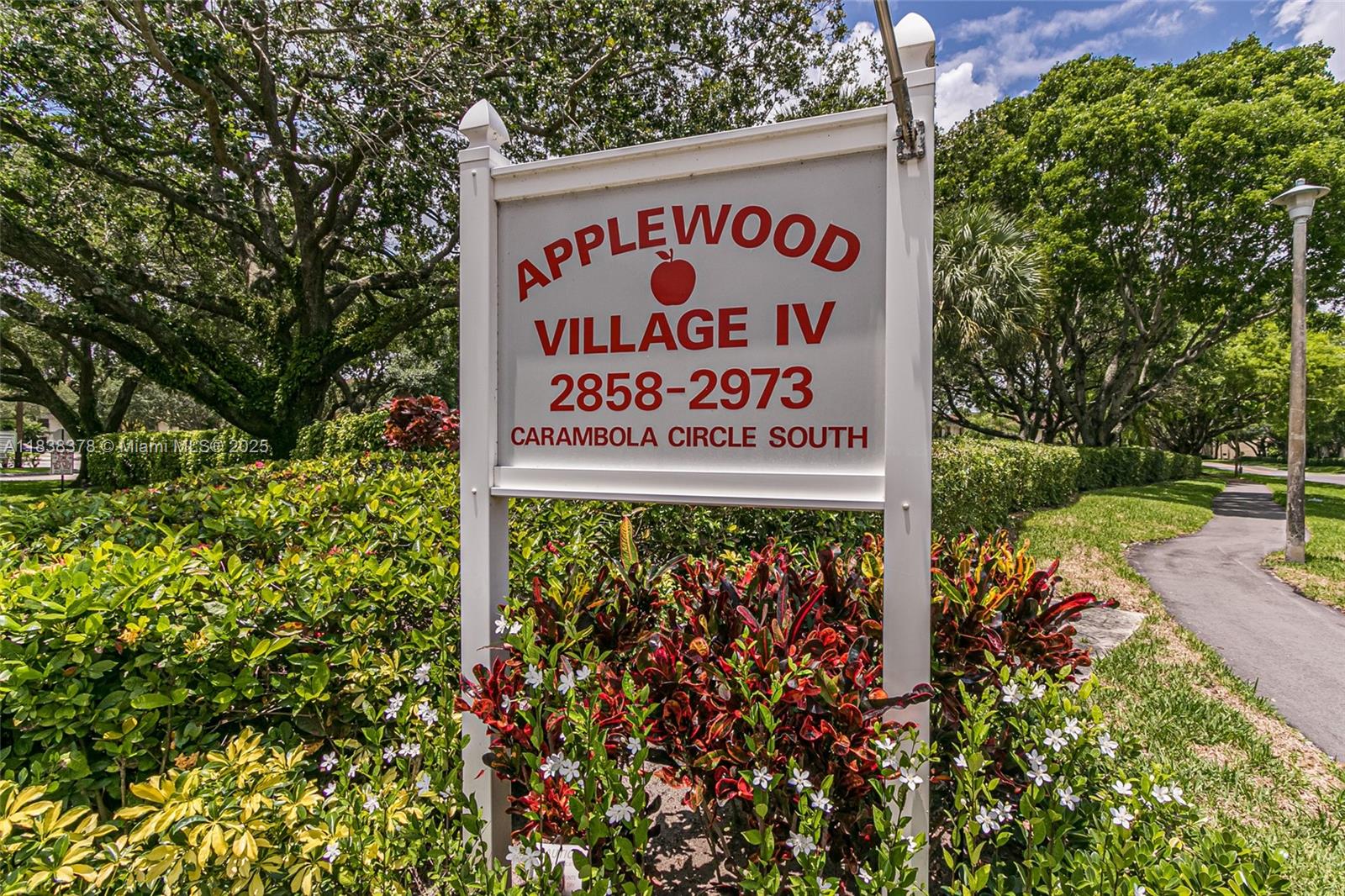 2880 S Carambola Cir S #2071, Coconut Creek, Florida image 2