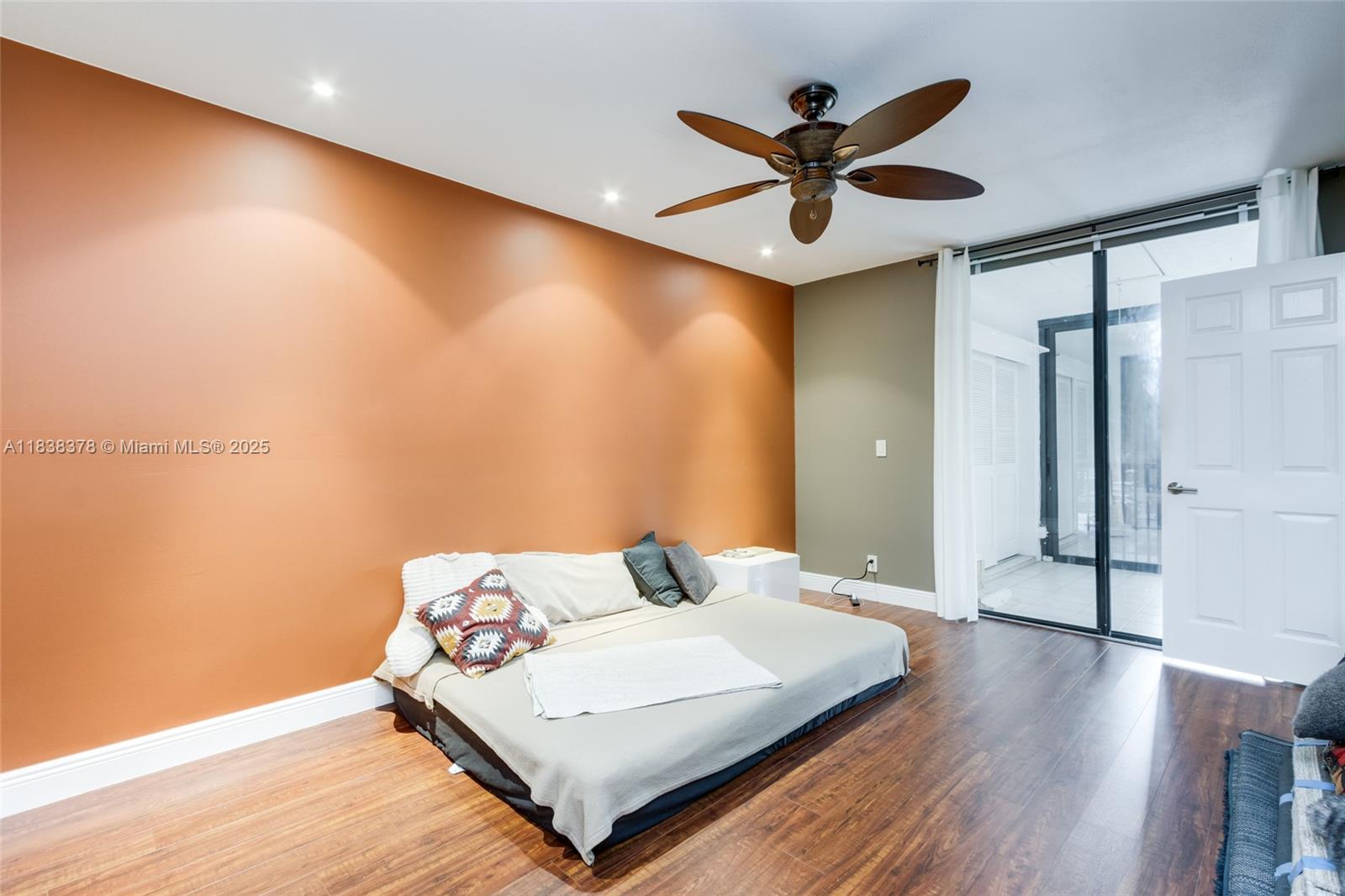 2880 S Carambola Cir S #2071, Coconut Creek, Florida image 23