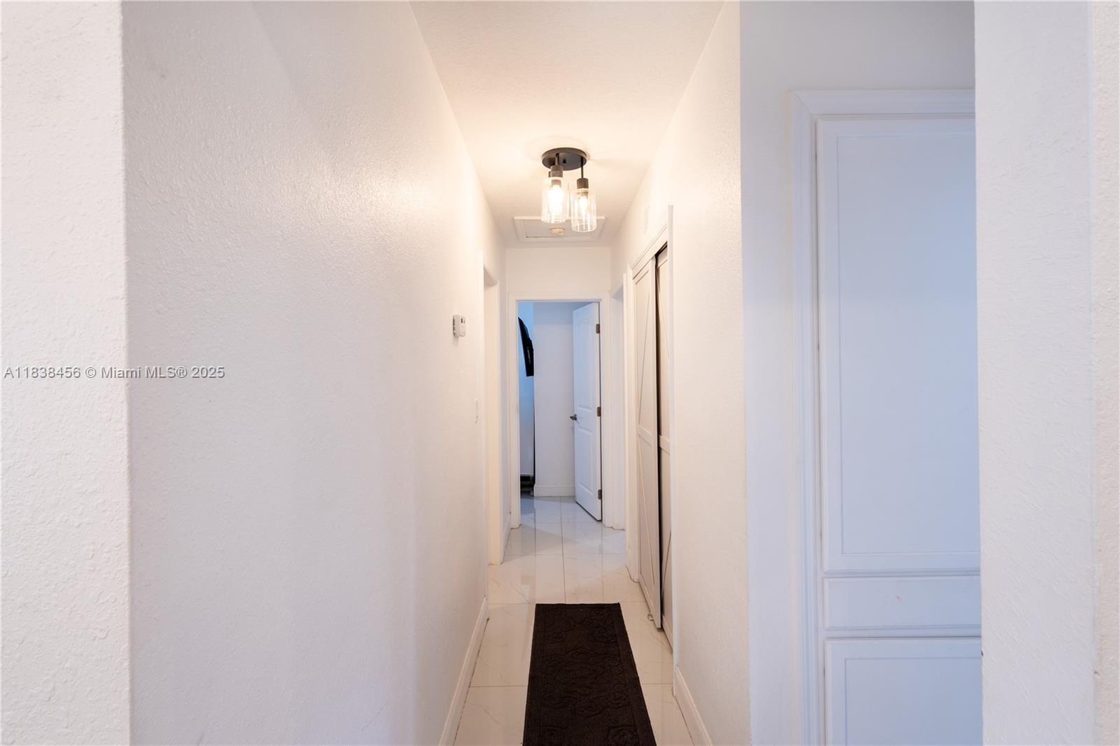 2841 NW 9th Ave, Wilton Manors, Florida image 11