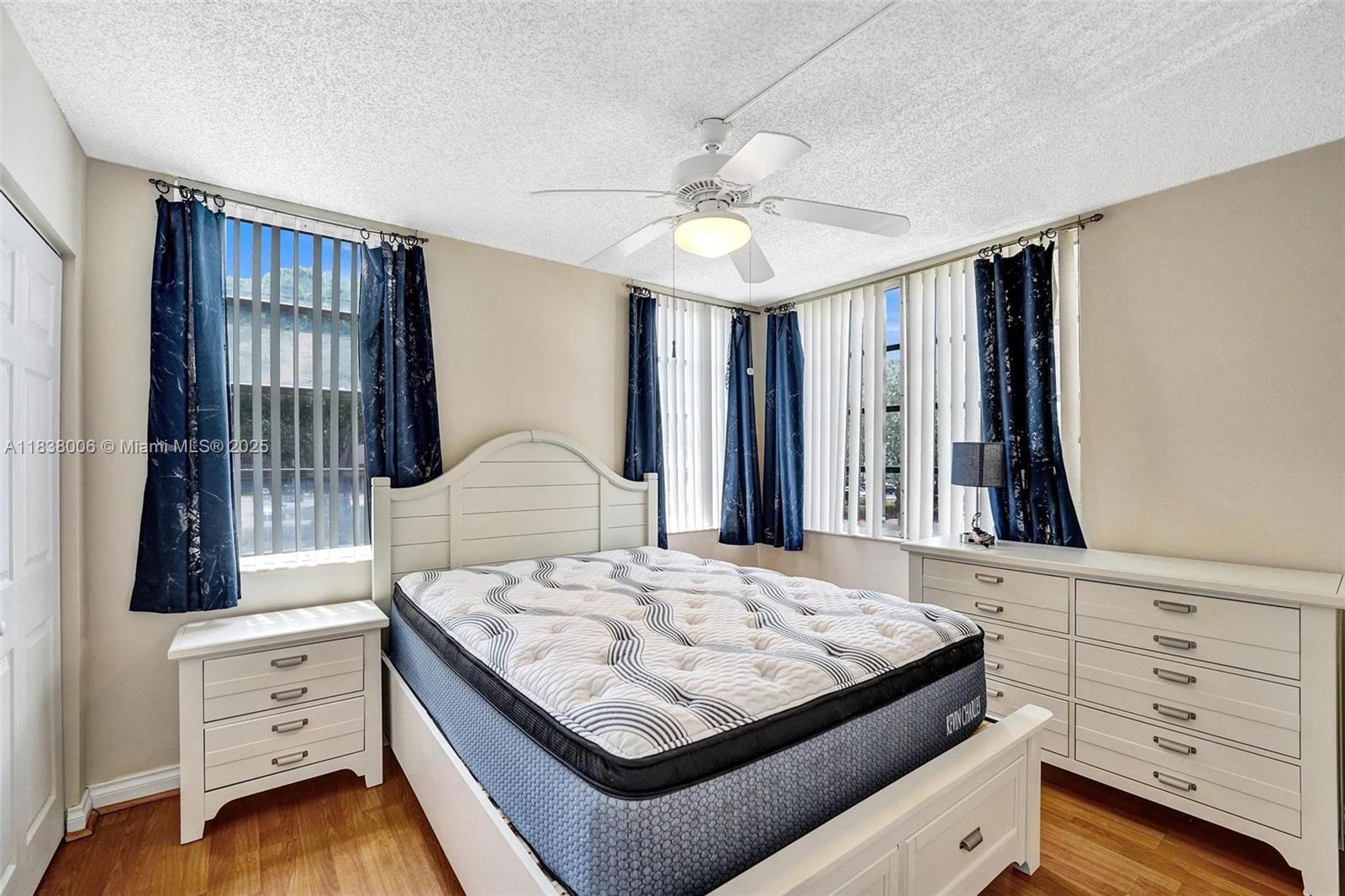 Property photo # 6