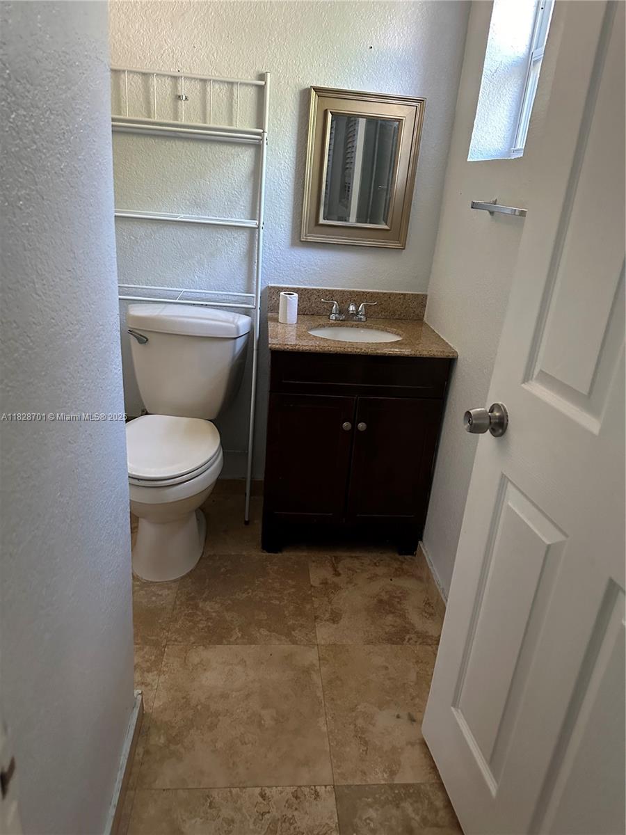 4812 SW 45th Ave, Dania Beach, Florida image 11