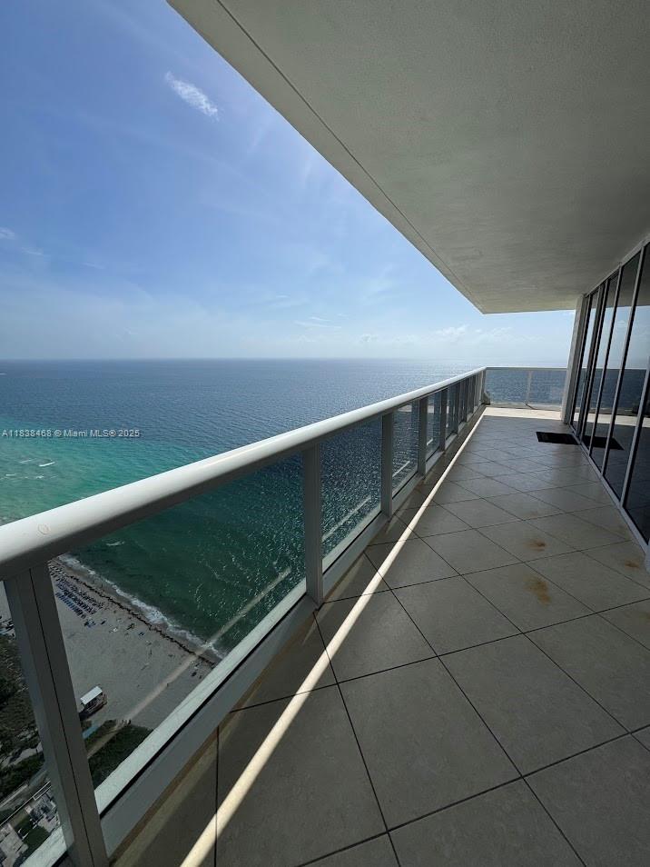 1830 S Ocean Dr #4501, Hallandale Beach, Florida image 19